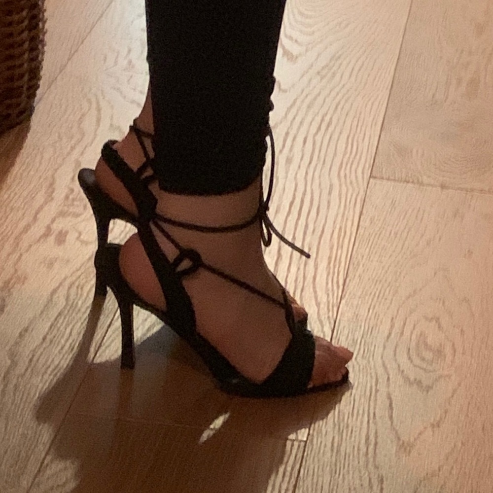 Manola Blahnik Heels 38.5 - Picture 7 of 7
